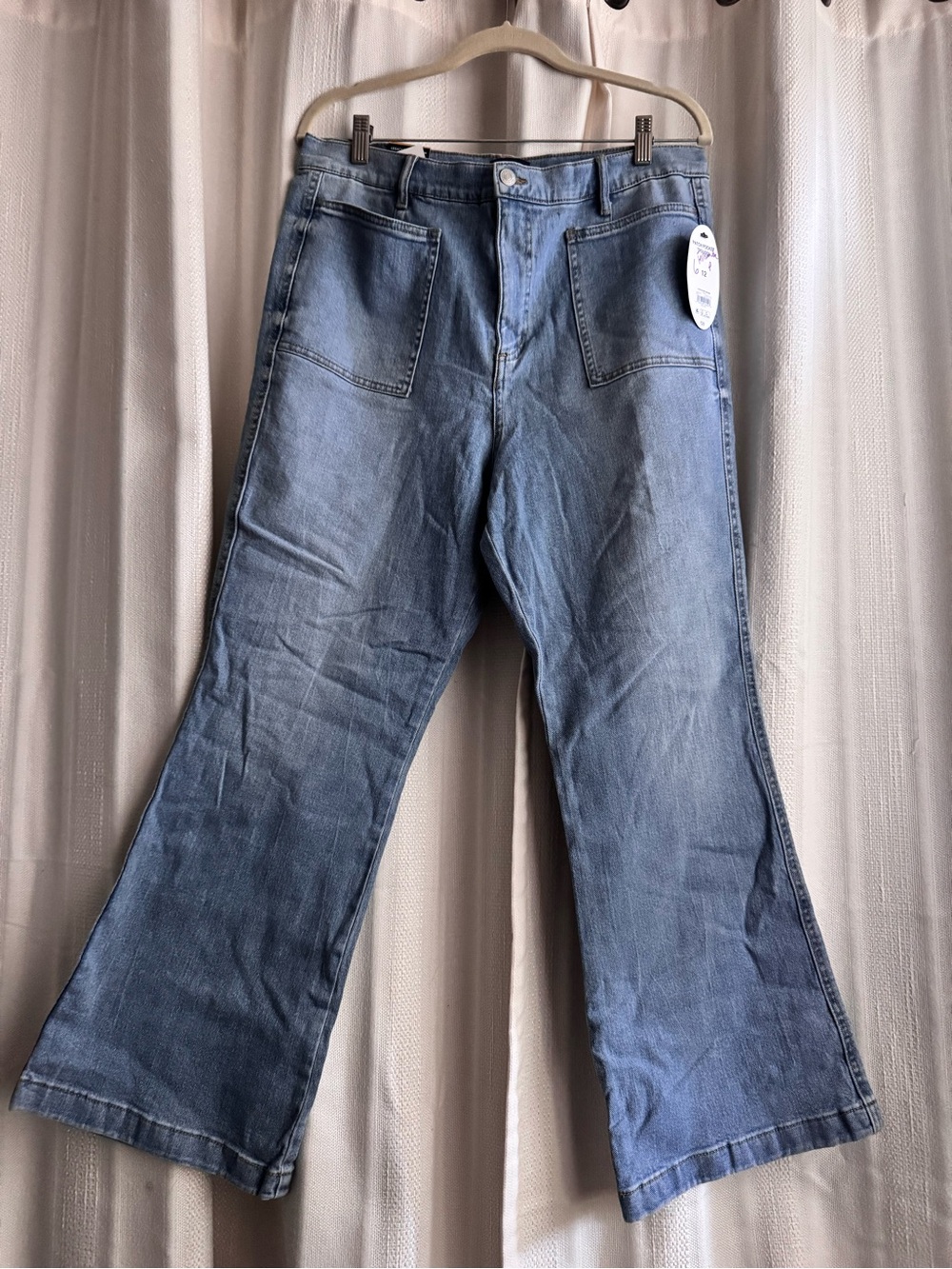 Women's Scoop Wide-Leg Jeans - Flare Style